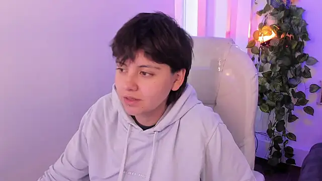 Nathaly ds online show from April 17, 5:49 pm