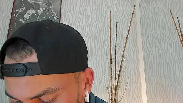 dylan jacobx online show from June 15, 2:03 am