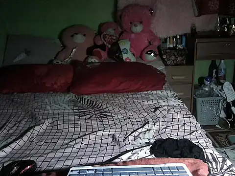 BigClit Ayana online show from September 23, 8:01 pm