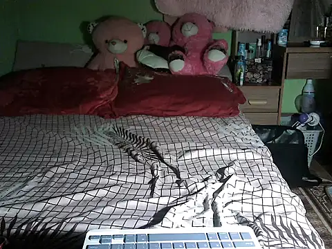 BigClit Ayana online show from September 29, 8:02 pm