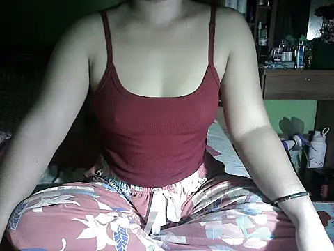 BigClit Ayana online show from November 8, 9:35 pm