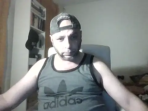 Snapshot of SmokedAlloy2 chatting on July 8, 7:29 pm SmokedAlloy2 online show from July 8, 7:29 pm