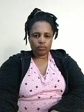 Snapshot of Prettyboobiesx chatting on November 6, 10:43 pm Prettyboobiesx online show from November 6, 10:43 pm