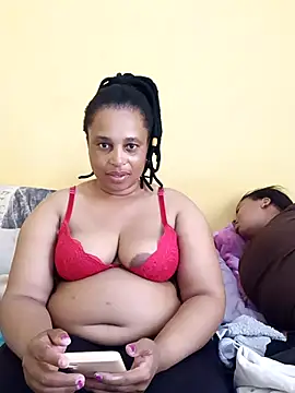 Snapshot of Prettyboobiesx chatting on November 15, 8:00 am Prettyboobiesx online show from November 15, 8:00 am