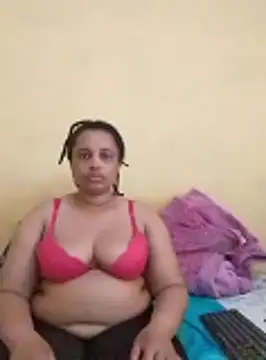 Snapshot of Prettyboobiesx chatting on November 20, 5:40 am Prettyboobiesx online show from November 20, 5:40 am