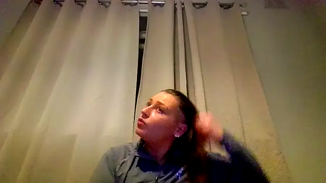 RUBY-ROSE-SWINGS online show from December 3, 5:59 am