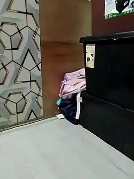 Snapshot of Deliciousgirl14 chatting on February 23, 3:31 pm Deliciousgirl14 online show from February 23, 3:31 pm