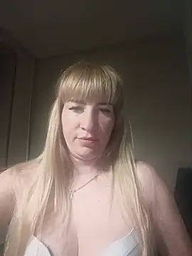 babyjessi online show from May 28, 9:01 pm