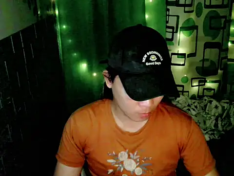 urdreamgirljacky online show from December 15, 1:48 pm