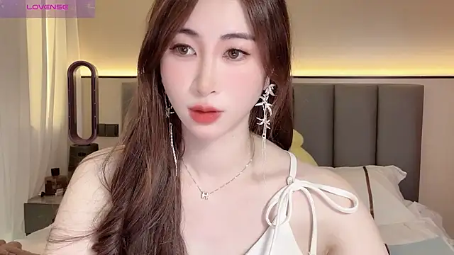 wuyueaini online show from August 7, 6:26 am