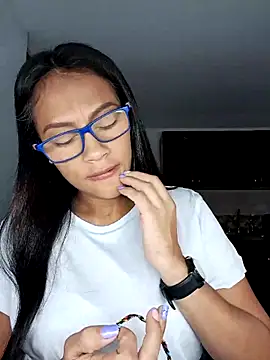 Snapshot of sarah_garcia_ chatting on May 31, 7:59 pm sarah garcia online show from May 31, 7:59 pm