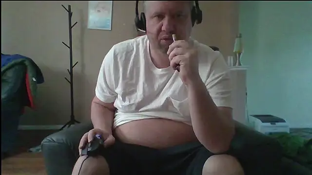 Single White Male online show from May 4, 11:50 am