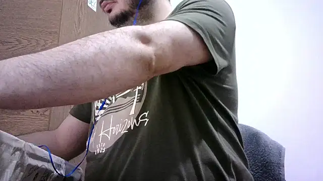 Black Scorpion91 online show from October 10, 5:34 pm