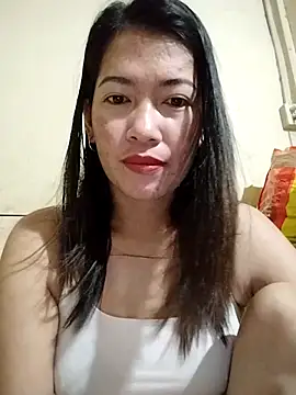 wildxxxGia online show from May 18, 8:14 pm