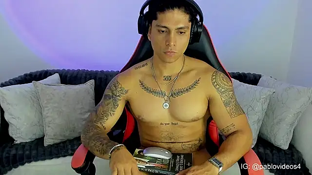 Snapshot of Nicolasmontoya16 chatting on March 12, 2:50 am Nicolasmontoya16 online show from March 12, 2:50 am