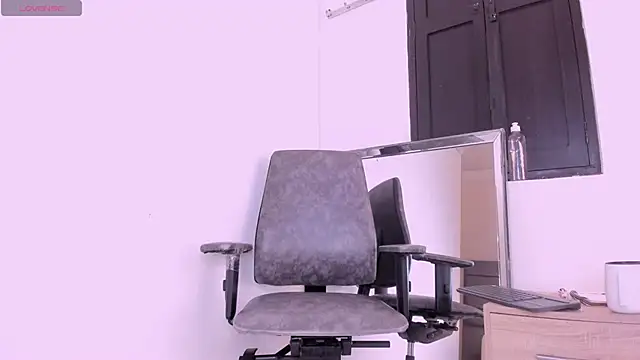 Maia 520 online show from March 24, 6:02 pm