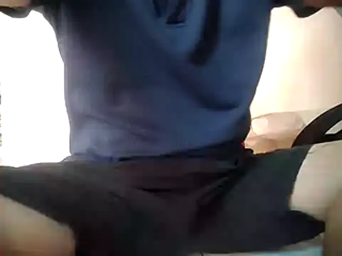 Snapshot of Boy_kuto77 chatting on July 5, 12:39 am Boy kuto77 online show from July 5, 12:39 am