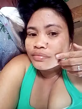 cheeseGirl69 online show from April 30, 8:42 am