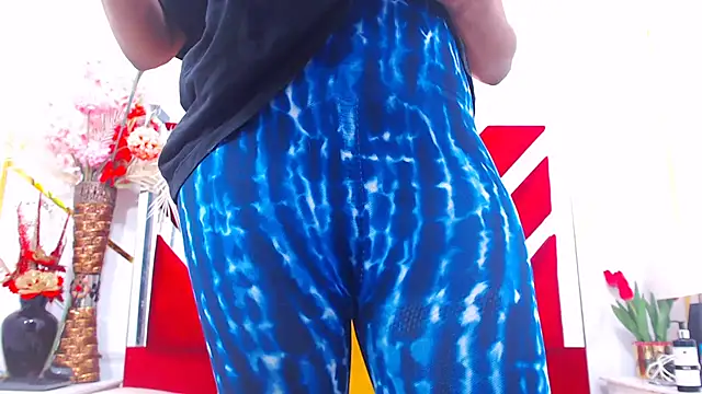 AmbarSmit online show from December 14, 5:51 pm