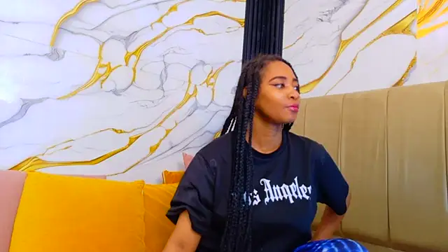 AmbarSmit online show from March 17, 4:06 am