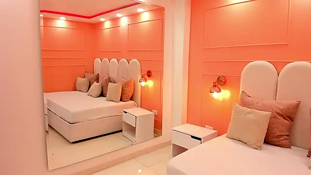 julieta rosee online show from September 23, 9:51 pm