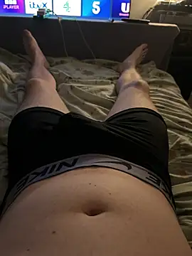 naughtycoupl98 online show from March 31, 2:57 am