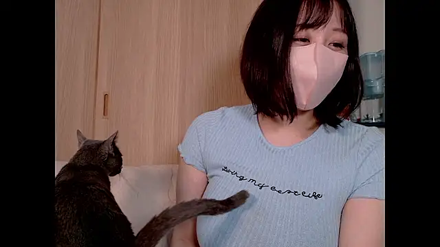 Snapshot of miyuki105 chatting on March 29, 11:32 am miyuki105 online show from March 29, 11:32 am