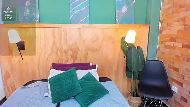 milavega  online show from March 6, 1:07 pm