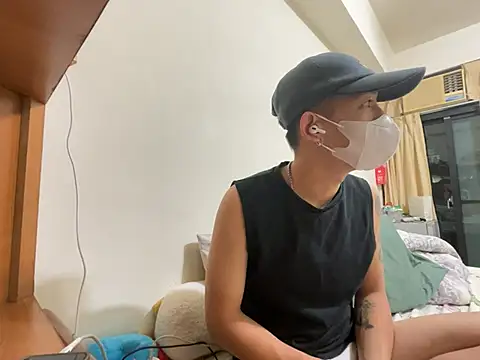 boyjoe10 online show from April 13, 3:17 pm