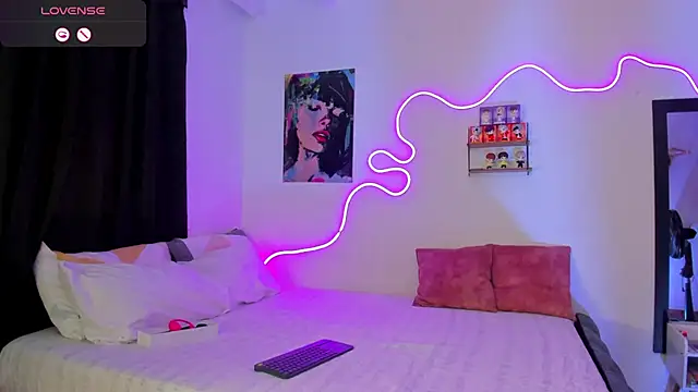 Dilan and Mia online show from October 2, 5:20 pm