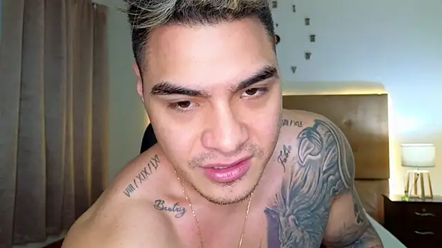 Steven Velez online show from October 20, 12:44 am