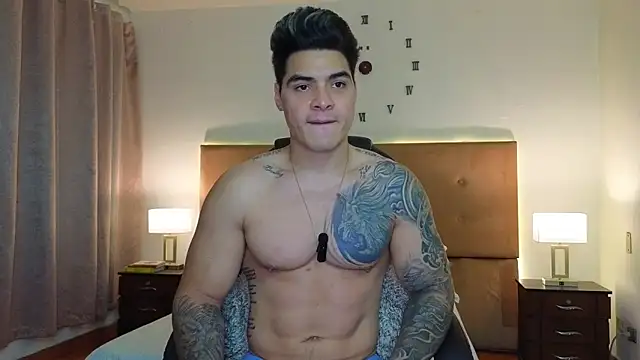 Steven Velez online show from June 11, 11:25 pm
