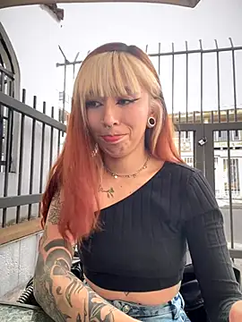 Snapshot of Sallem_Pink chatting on September 15, 10:32 pm Sallem Pink online show from September 15, 10:32 pm