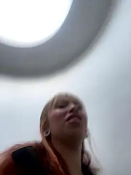 Snapshot of Sallem_Pink chatting on January 11, 11:15 am Sallem Pink online show from January 11, 11:15 am