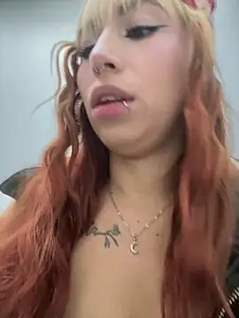 Snapshot of Sallem_Pink chatting on January 19, 11:25 am Sallem Pink online show from January 19, 11:25 am