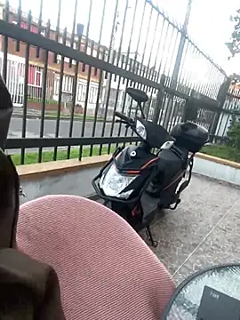 Snapshot of Sallem_Pink chatting on February 26, 11:20 am Sallem Pink online show from February 26, 11:20 am