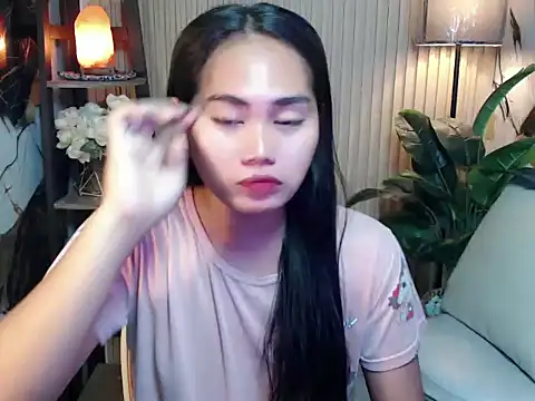 sluttyprincess0 online show from February 3, 10:59 pm