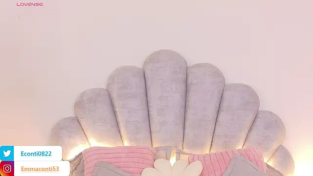 Snapshot of emma-conti2 chatting on September 17, 2:52 pm emma-conti2 online show from September 17, 2:52 pm