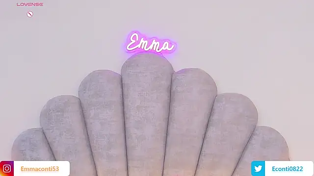 Snapshot of emma-conti2 chatting on December 5, 3:41 pm emma-conti2 online show from December 5, 3:41 pm