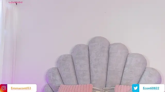 Snapshot of emma-conti2 chatting on February 26, 12:48 pm emma-conti2 online show from February 26, 12:48 pm