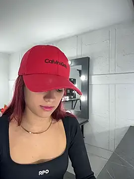 Snapshot of amber_sparkle chatting on July 13, 1:36 pm amber sparkle online show from July 13, 1:36 pm
