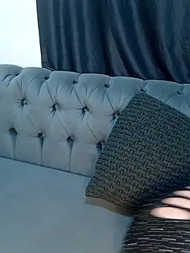 Queen-15 online show from November 23, 5:29 am