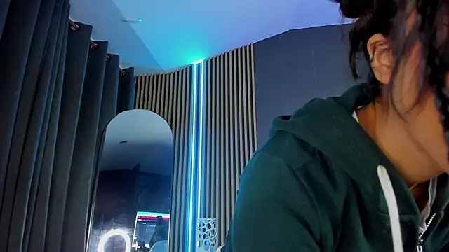 Gina 77 online show from February 13, 7:43 pm