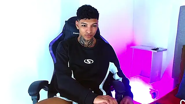 Rick Wade online show from February 17, 4:09 am