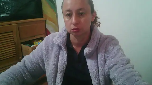 Milf Valeria online show from May 26, 4:14 pm
