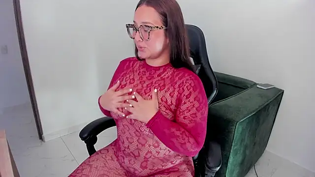 Kyleighc online show from April 27, 10:08 pm