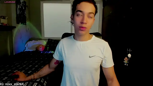 Noxx starkK online show from March 6, 6:26 pm