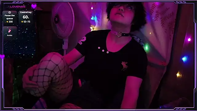 Snapshot of Ftm_Bunny chatting on May 8, 9:36 am Ftm Bunny online show from May 8, 9:36 am