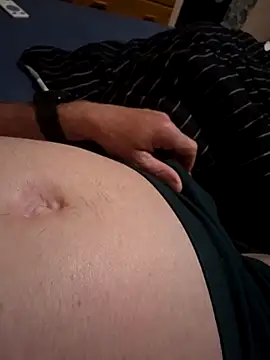 Snapshot of G-boy40 chatting on October 1, 8:26 pm G-boy40 online show from October 1, 8:26 pm