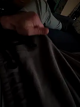 Snapshot of G-boy40 chatting on November 11, 1:55 pm G-boy40 online show from November 11, 1:55 pm